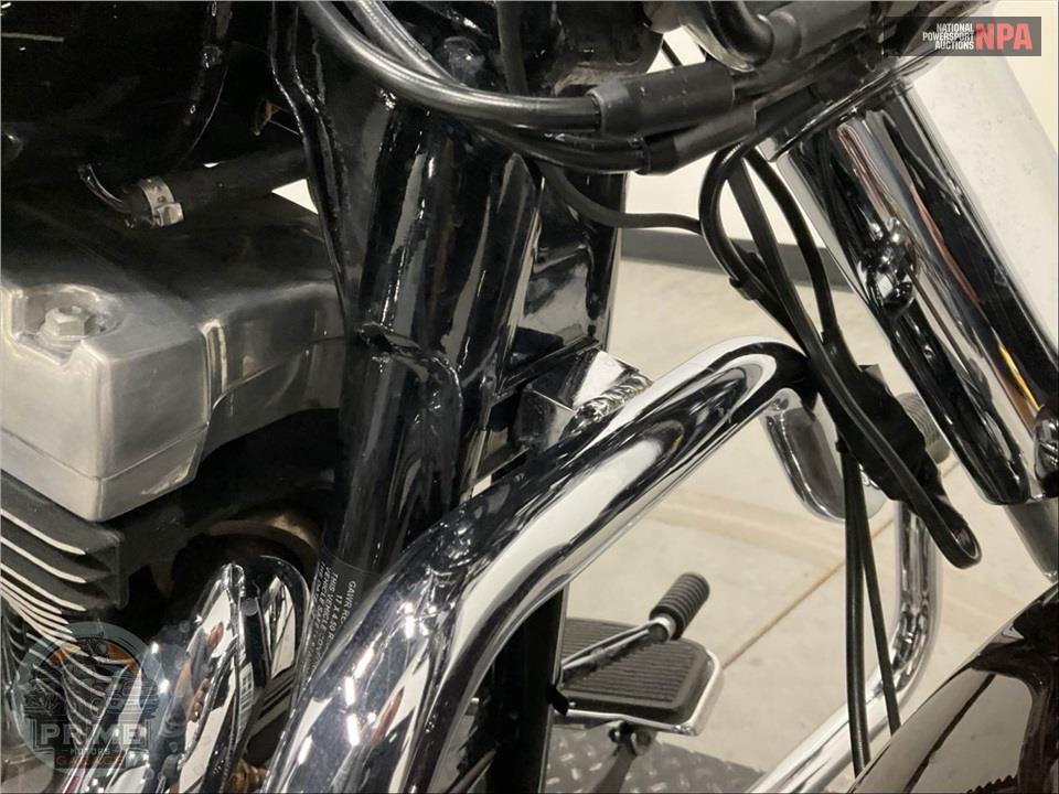 2014 Harley-Davidson FLD-103 DYNA SWITCHBACK — фото 13