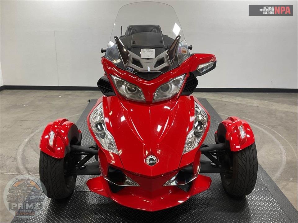 2013 Can-Am SPYDER RT-S SE5 — фото 2