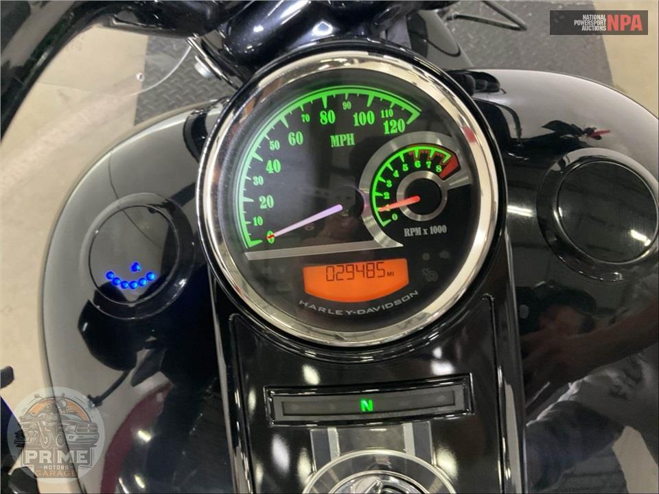2018 Harley-Davidson FLHRXS ROAD KING SPECIAL — фото 5