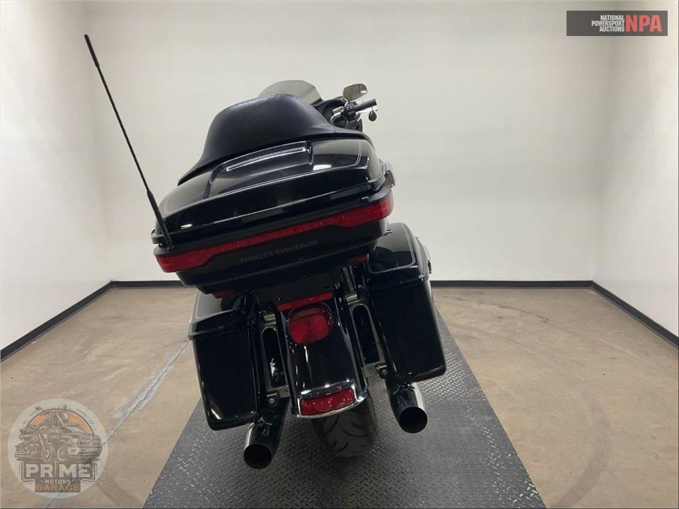 2016 Harley-Davidson FLHTCU ULTRA CLASSIC ELECTRA GLIDE — фото 4