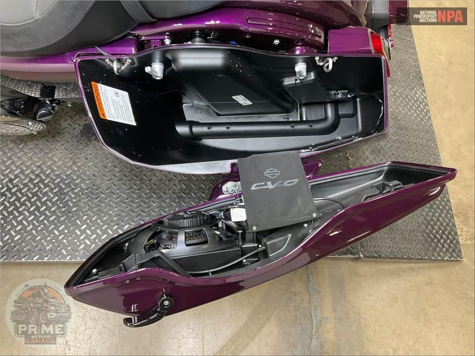 2025 Harley-Davidson FLTRXSE CVO ROAD GLIDE — фото 16