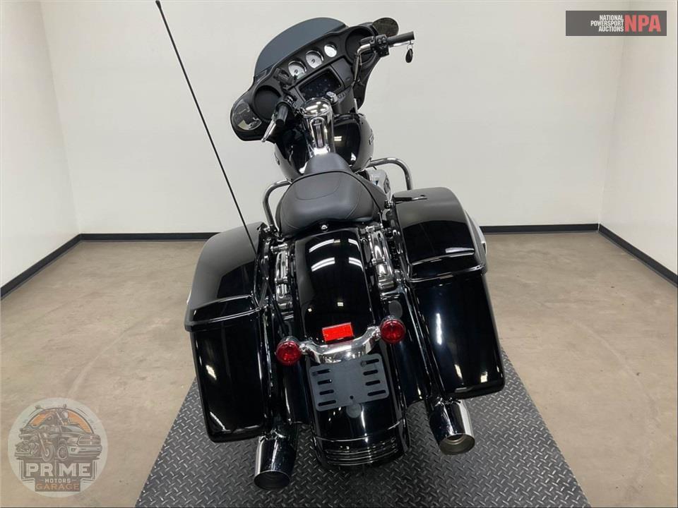 2021 Harley-Davidson FLHX STREET GLIDE — фото 4