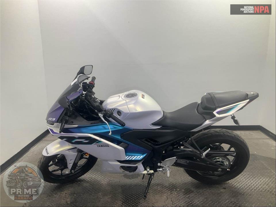 2025 Yamaha YZF-R3 — фото 3