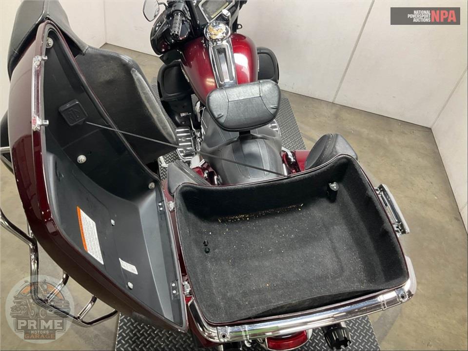 2014 Harley-Davidson FLHTK ELECTRA GLIDE ULTRA LIMITED — фото 30