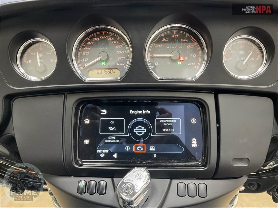 2024 Harley-Davidson FLHTCUTG TRI GLIDE ULTRA CLASSIC — фото 5