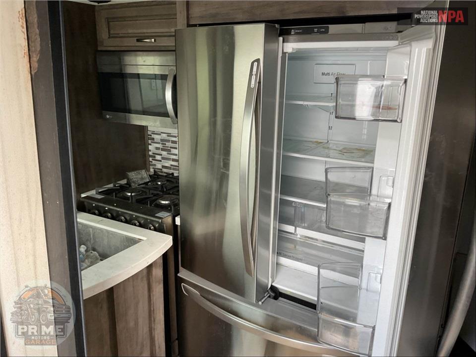 2020 Sierra By Forest River M-379FLOK - FIFTH WHEEL SERIES — фото 19