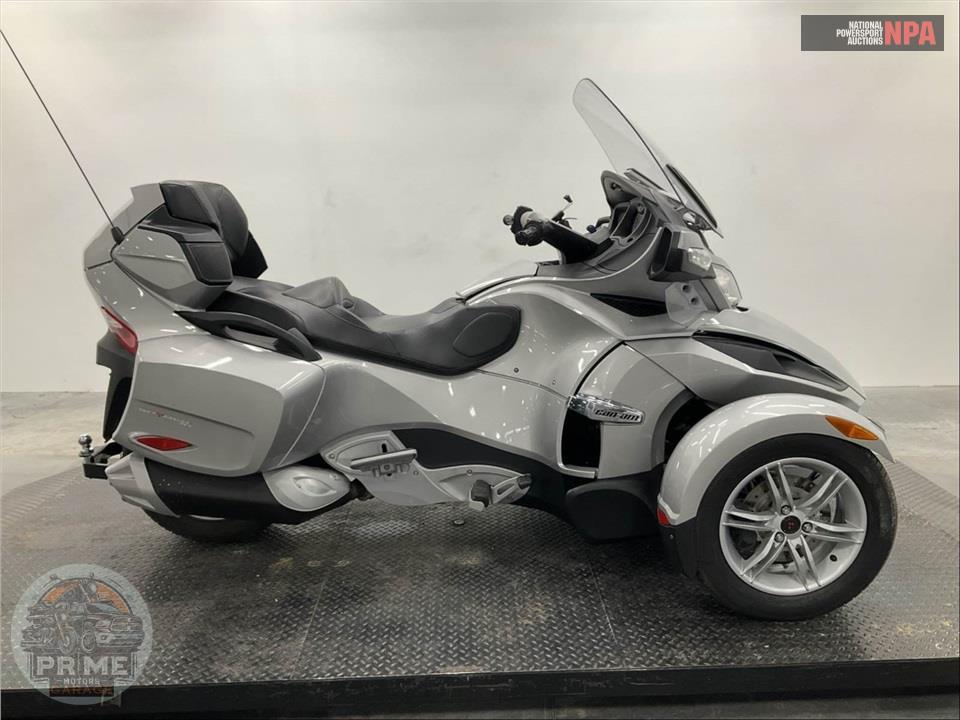 2010 Can-Am SPYDER RT SE5 AUDIO & CONVENIENCE PACKAGE — фото 1