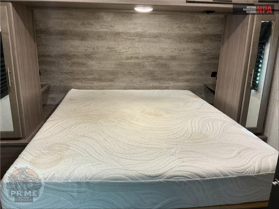 2021 Crossroads Rv M-331 BH SUNSET TRAIL SUPER LITE SERIES — фото 11