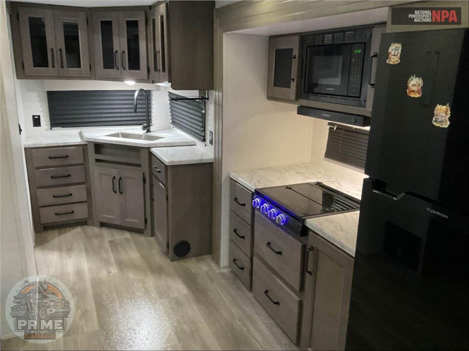 2024 Grand Design Recreational Vehicles M-240ML - TRANSCEND XPLOR SERIES — фото 9