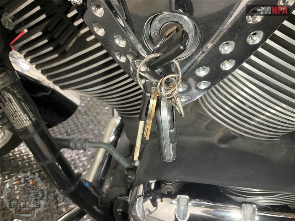 2007 Victory Motorcycles KINGPIN TOUR — фото 11