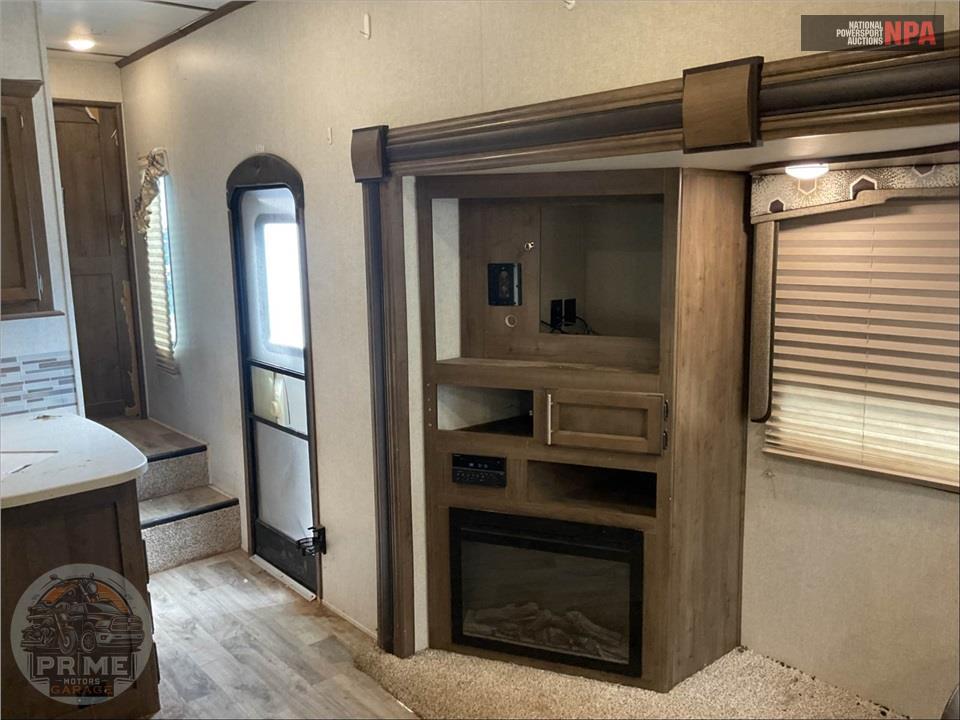 2018 Keystone Rv M-28 SGS - COUGAR FIFTH WHEEL SERIES — фото 8