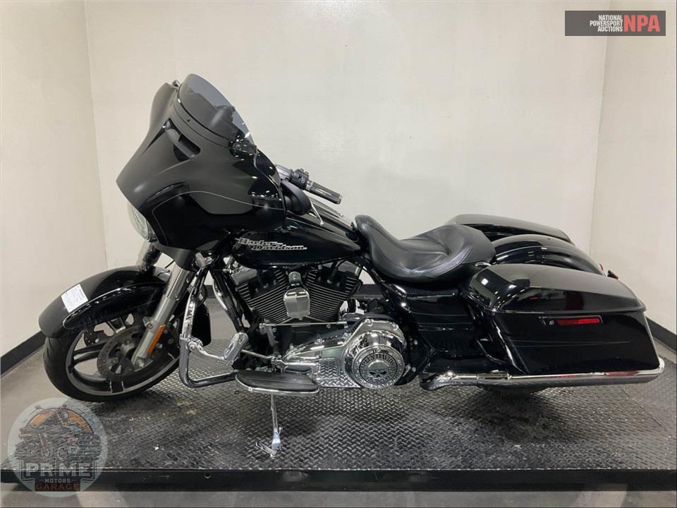 2015 Harley-Davidson FLHXS STREET GLIDE SPECIAL — фото 3