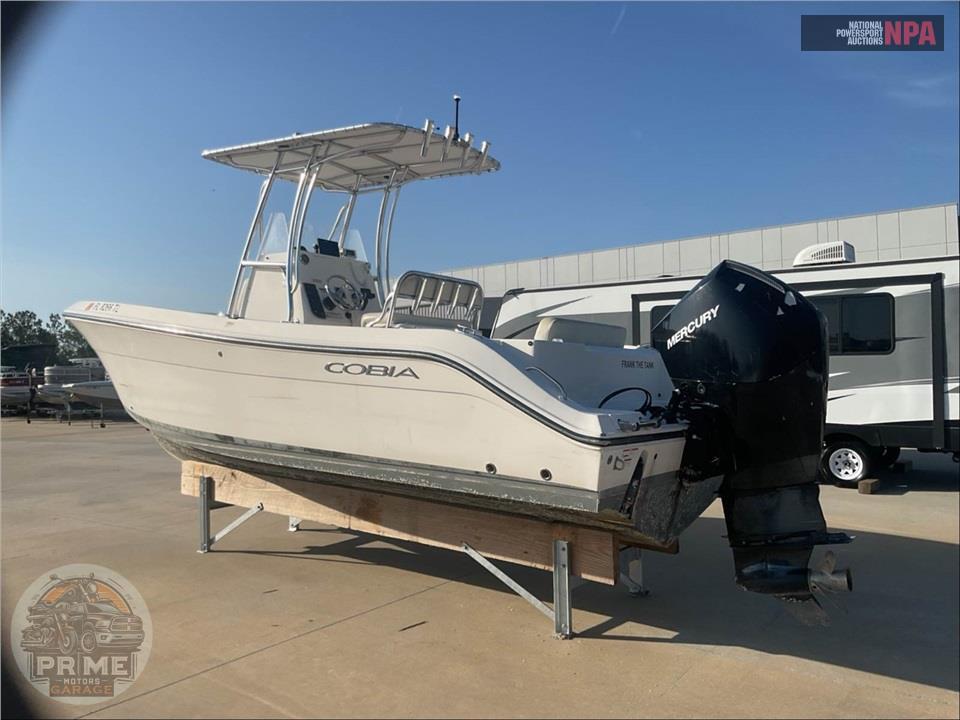 2023 Cobia Boats 237 CENTER CONSOLE L=24/E=1 250 HP MERC OB — фото 3