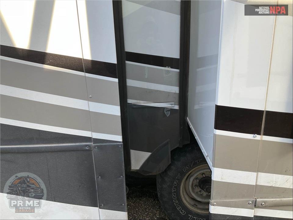 2023 Vanleigh Rv M-41LKB - BEACON FIFTH WHEEL SERIES — фото 26