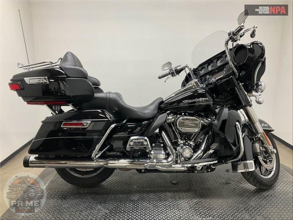 2017 Harley-Davidson FLHTK ULTRA LIMITED — фото 1