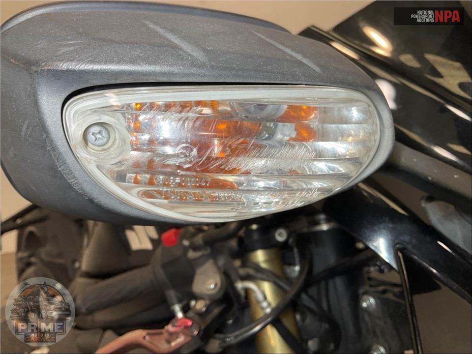2011 Suzuki GSX-R750L1 — фото 30
