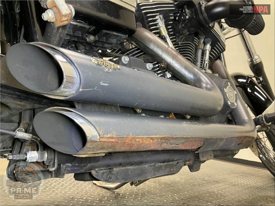 2010 Harley-Davidson FXDWG DYNA WIDE GLIDE — фото 11