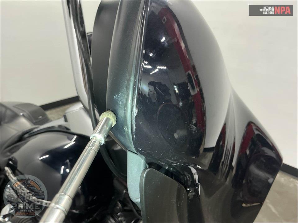2019 Harley-Davidson FLHX STREET GLIDE — фото 16