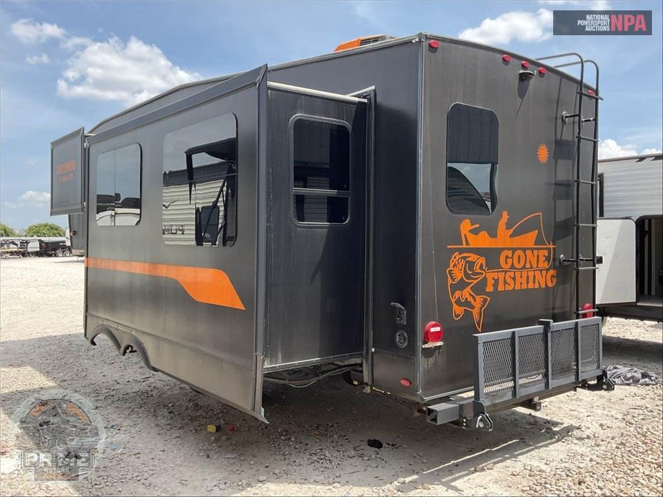 2021 Rockwood By Forest River M-2621WS - ULTRA LITE FIFTH WHEEL SERIES — фото 3