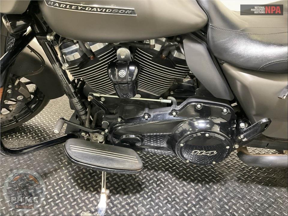 2019 Harley-Davidson FLHXS STREET GLIDE SPECIAL — фото 7