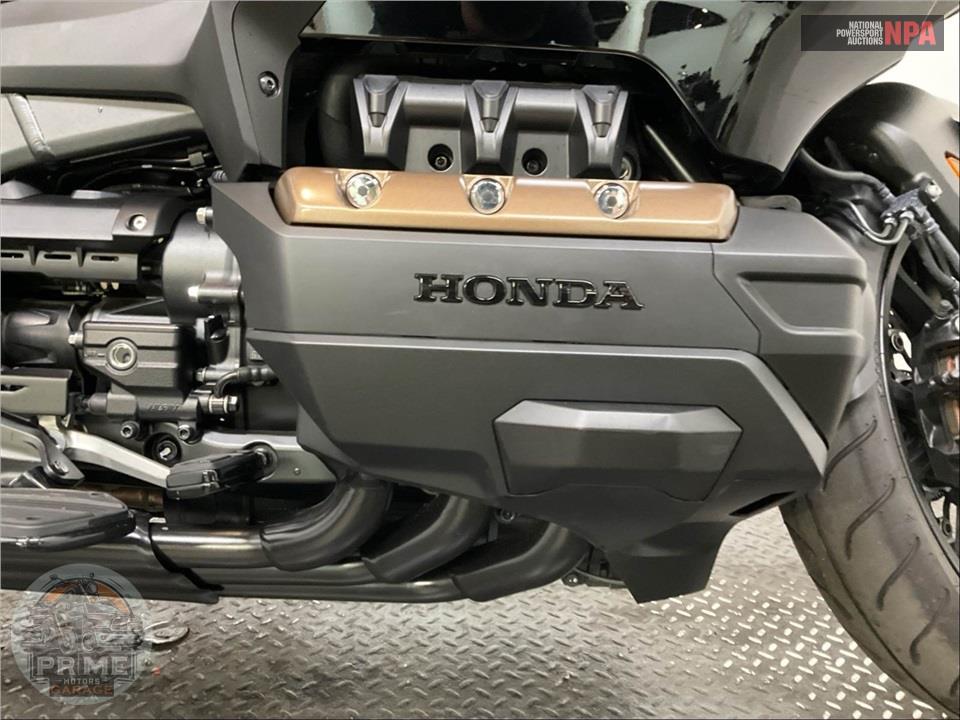 2023 Honda GL1800 GOLDWING TOUR — фото 6