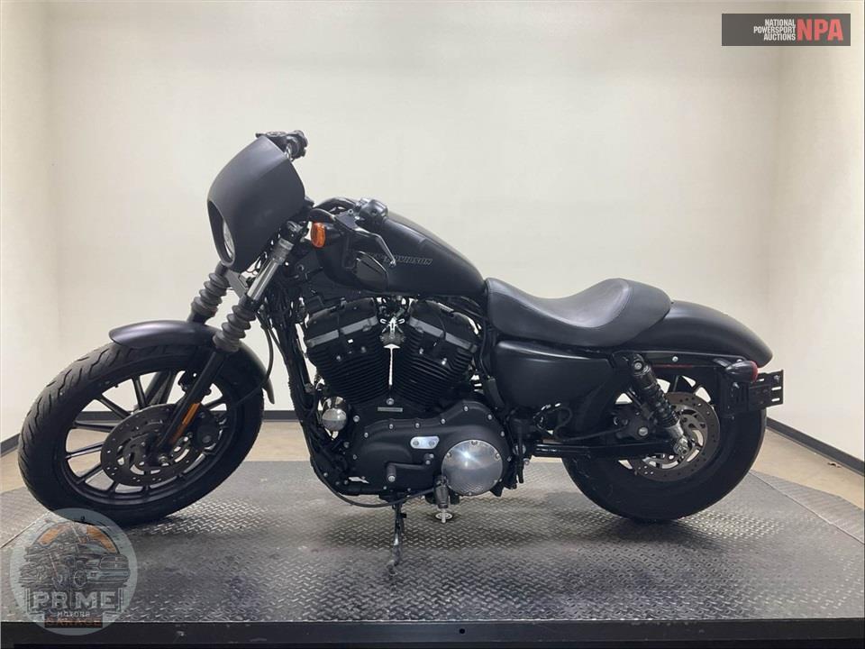 2010 Harley-Davidson XL883N IRON — фото 3
