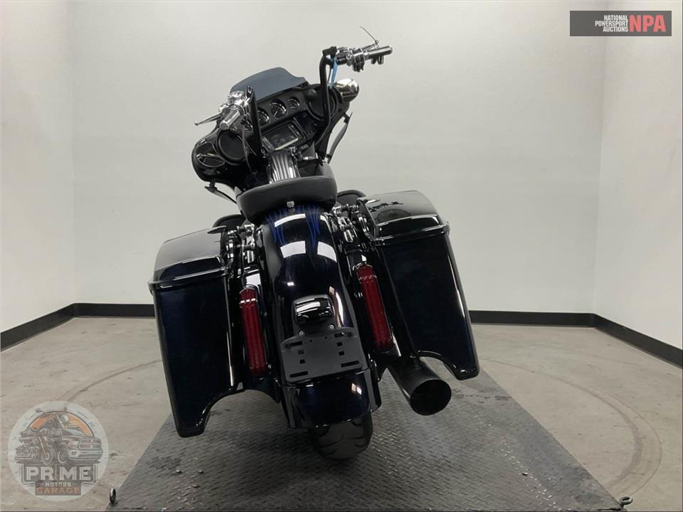 2016 Harley-Davidson FLHXSE CVO STREET GLIDE SPECIAL — фото 4