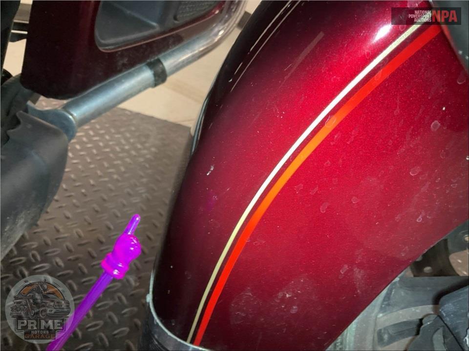 2016 Harley-Davidson FLHTCUTG TRIGLIDE ULTRA CLASSIC — фото 38