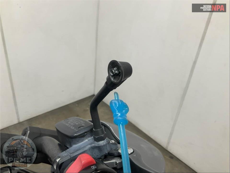 2017 Suzuki VZR1800BZL7  BOULEVARD M109R BOSS — фото 28