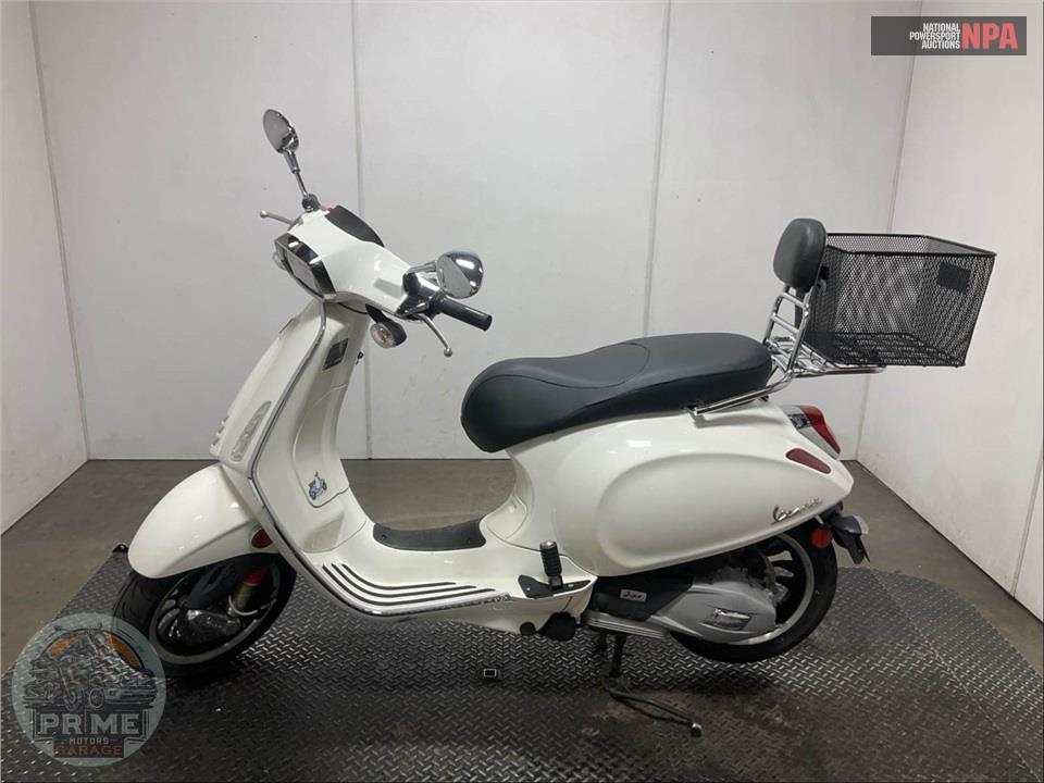 2019 Vespa SPRINT 150 — фото 3