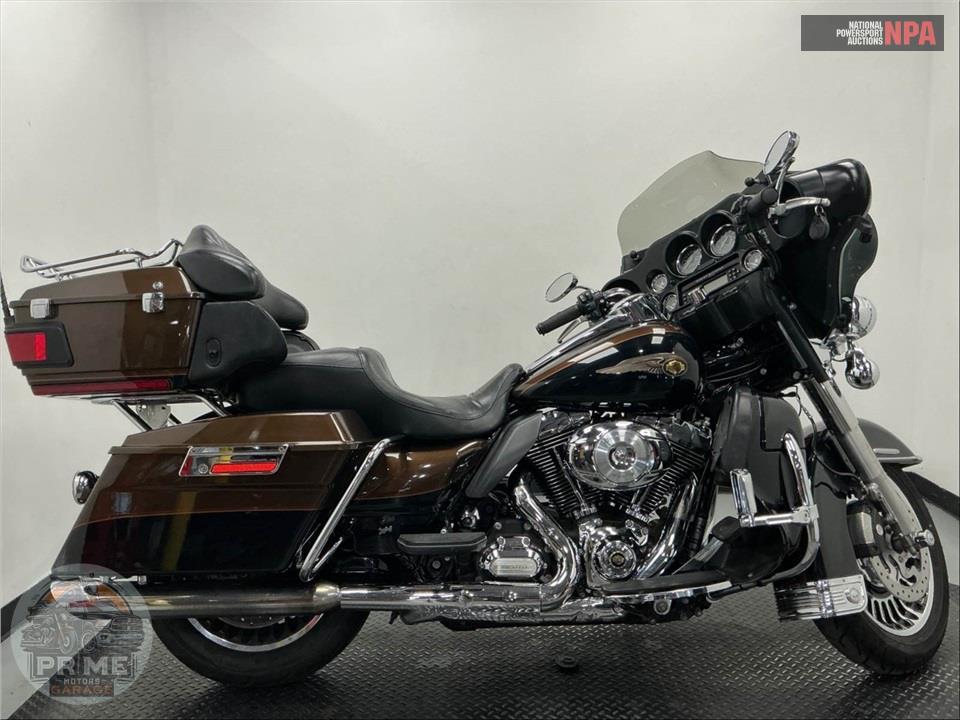 2013 Harley-Davidson FLHTK EL GLIDE UL LI ANN — фото 1