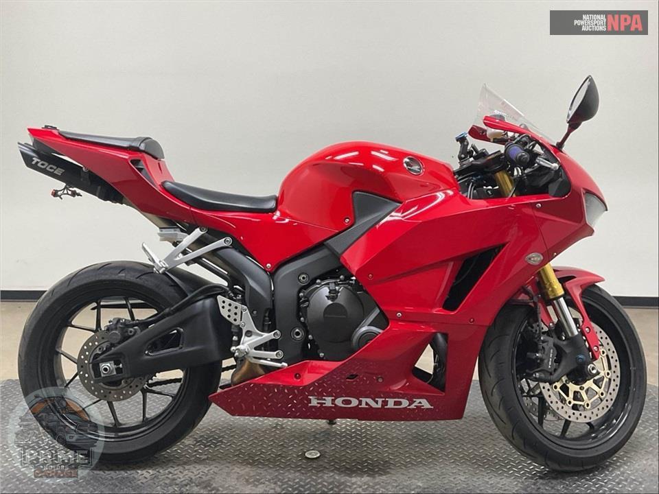 2022 Honda CBR600RR — фото 1