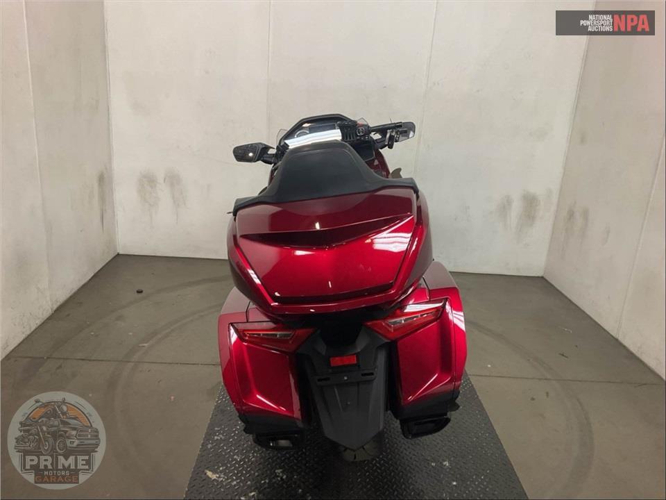 2018 Honda GL1800B GOLDWING — фото 4