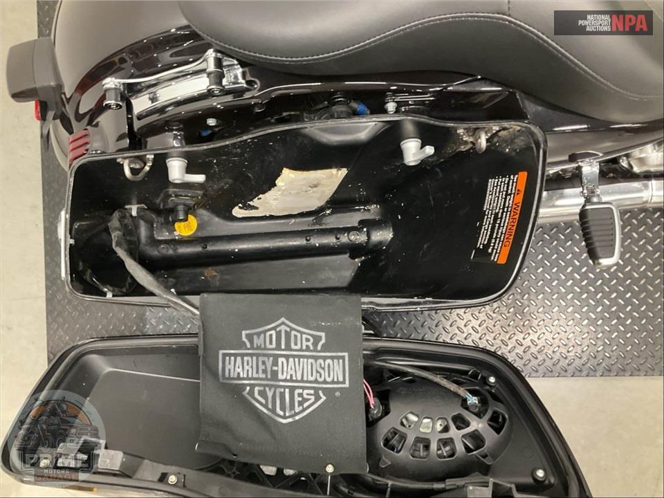 2020 Harley-Davidson FLHXSE CVO STREET GLIDE — фото 28