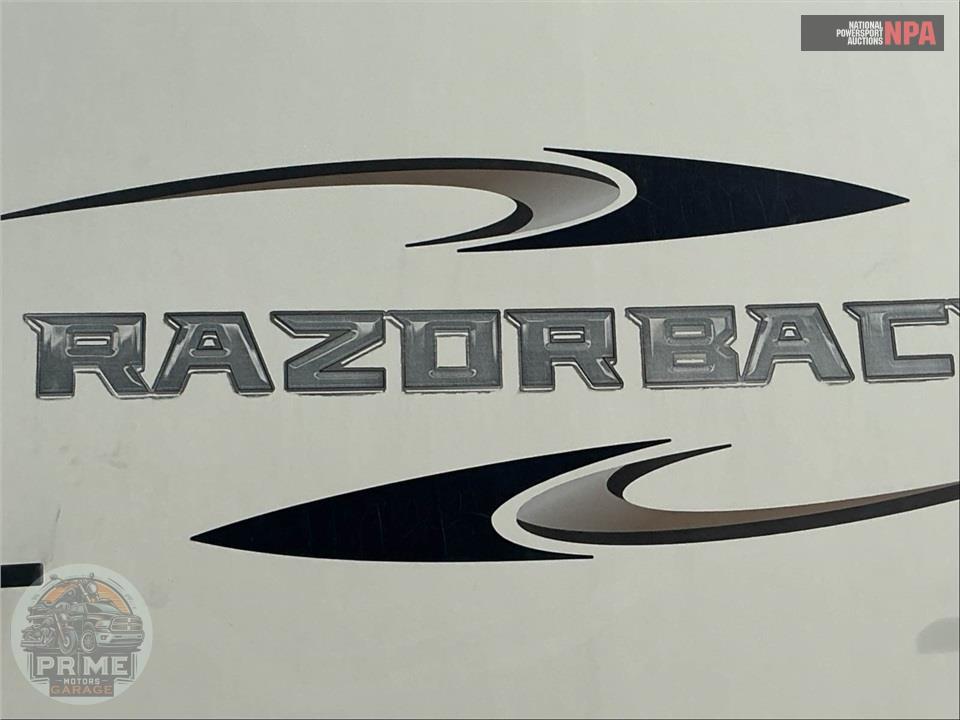 2013 Razorback By Dutchmen M-2950 - TOY HAULER SERIES — фото 72