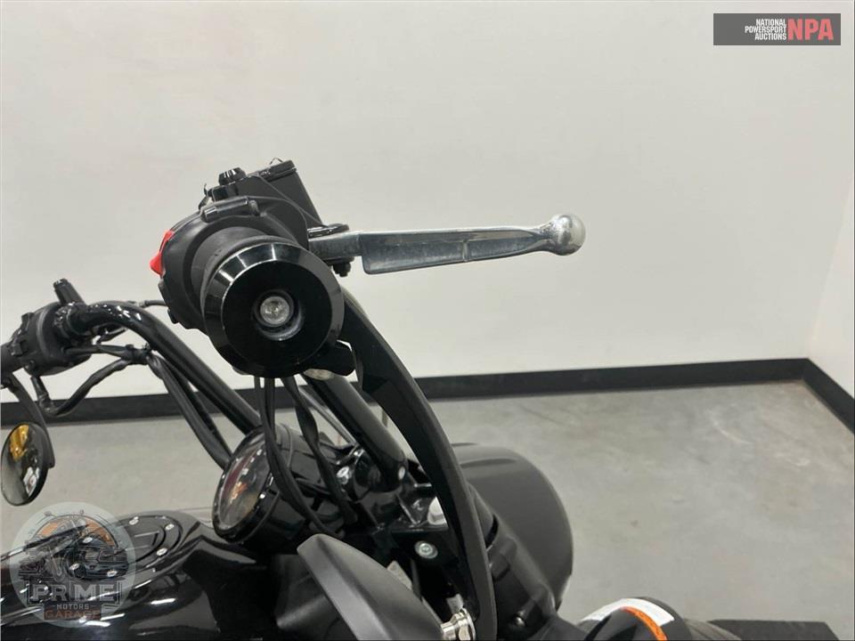 2020 Indian Motorcycle SCOUT BOBBER SIXTY — фото 11