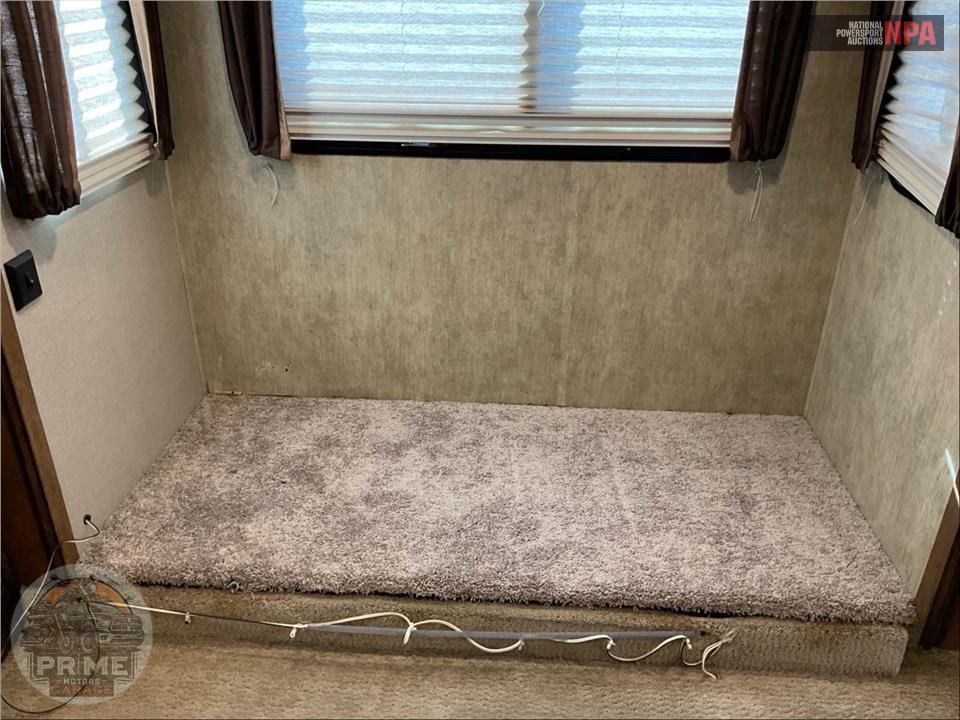 2016 Keystone Rv M-3711 FL - MONTANA FIFTH WHEEL SERIES — фото 10
