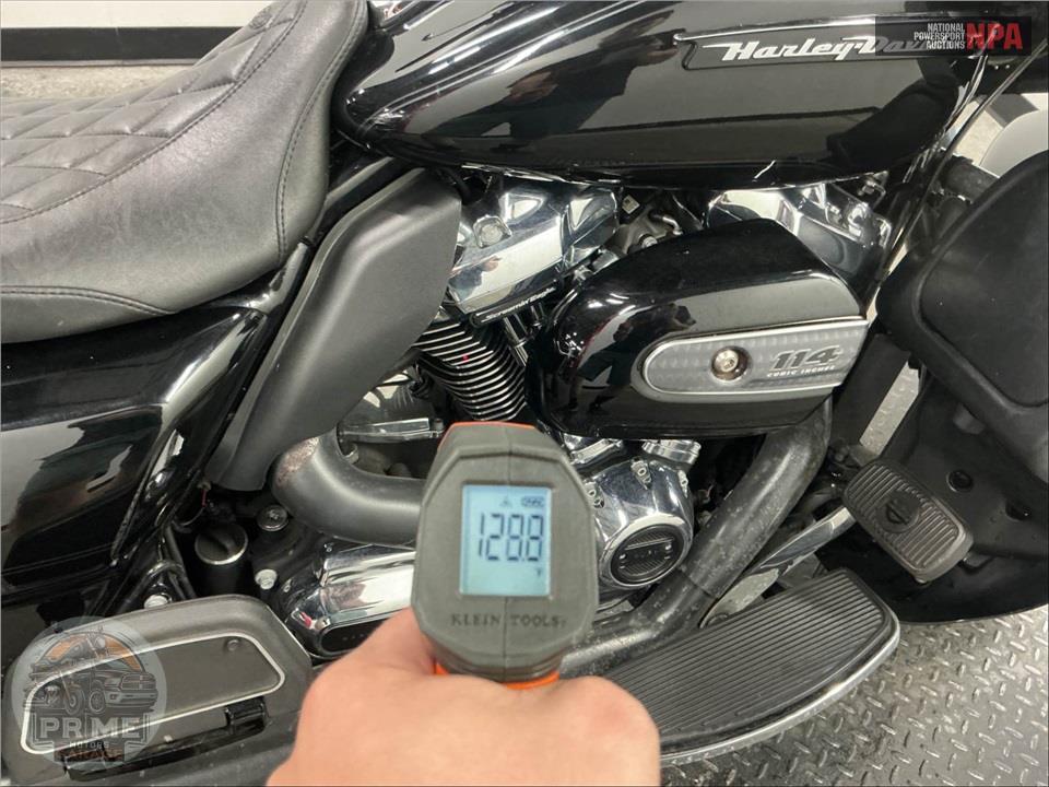 2019 Harley-Davidson FLTRU ROAD GLIDE ULTRA — фото 8