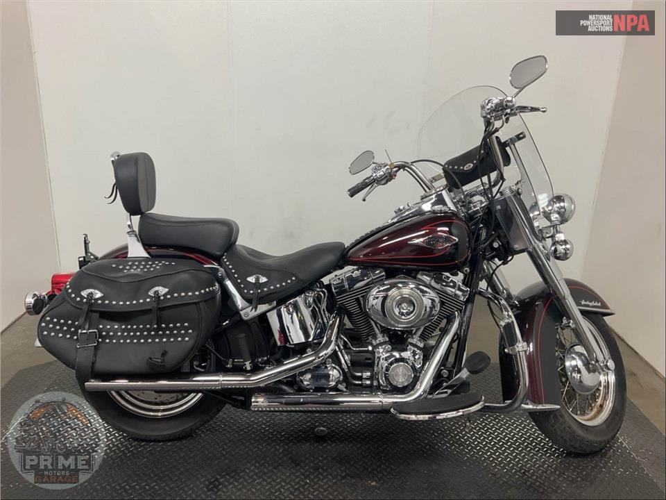 2011 HARLEY-DAVIDSON FLSTC HRTG SFTL CLSC