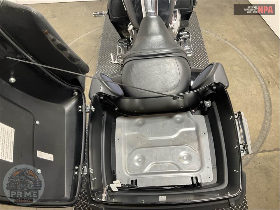 2021 Harley-Davidson FLTRK ROAD GLIDE LIMITED — фото 26