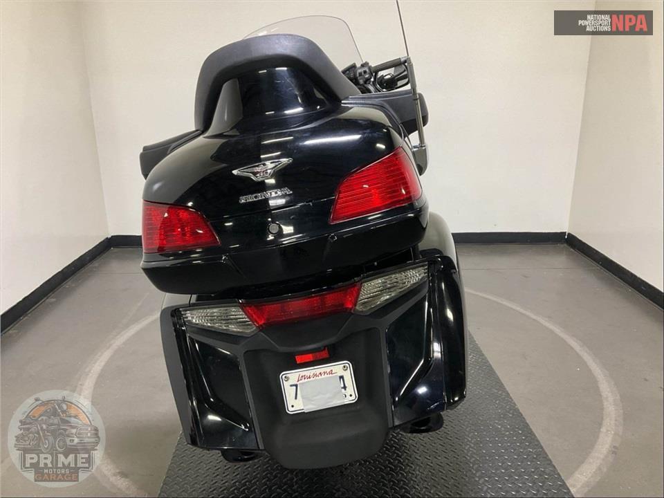 2015 Honda GL18HPMF GOLDWING — фото 4
