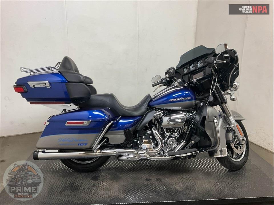 2017 Harley-Davidson FLHTKL ULTRA LIMITED LOW — фото 1