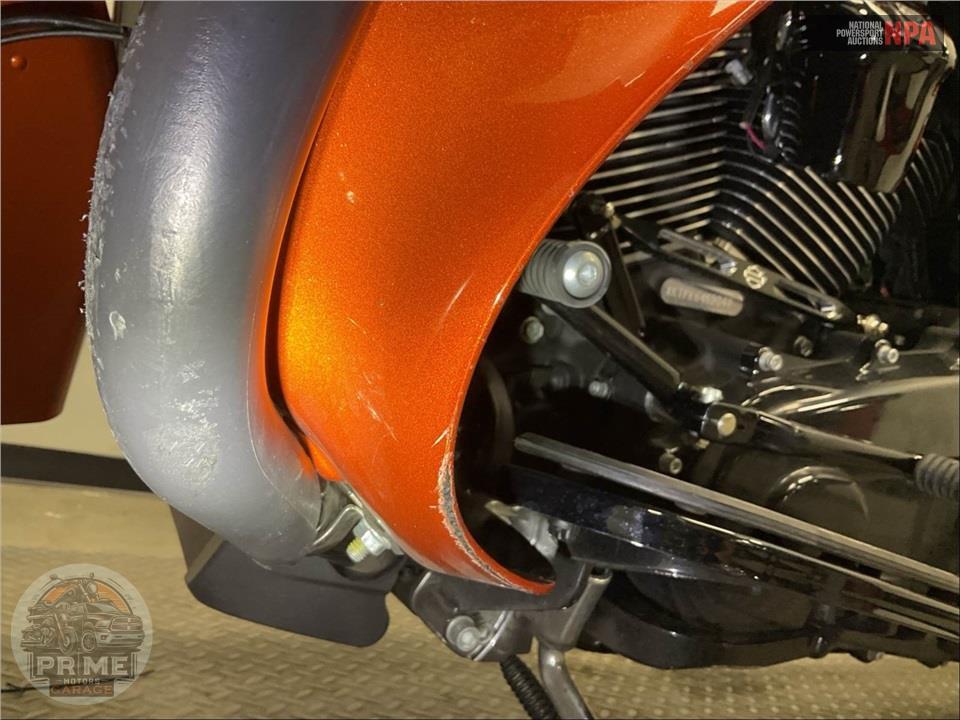 2019 Harley-Davidson FLTRXS ROAD GLIDE SPECIAL — фото 19
