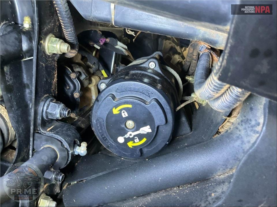 2025 Can-Am DEFENDER MAX LIMITED CAB HD10 — фото 40