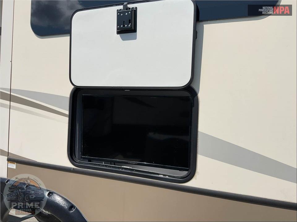 2018 Keystone Rv M-3731 FL MONTANA FIFTH WHEEL SERIES — фото 43