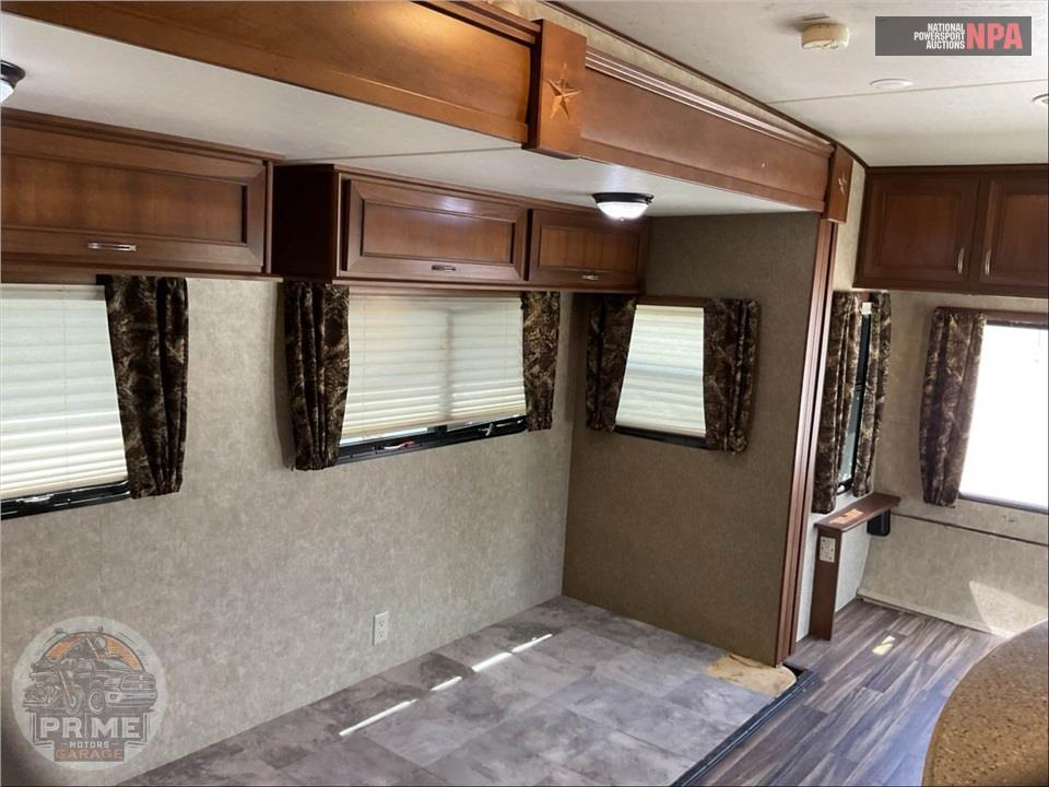 2016 Highland Ridge Rv M-288FLR - ROAMER SERIES — фото 9
