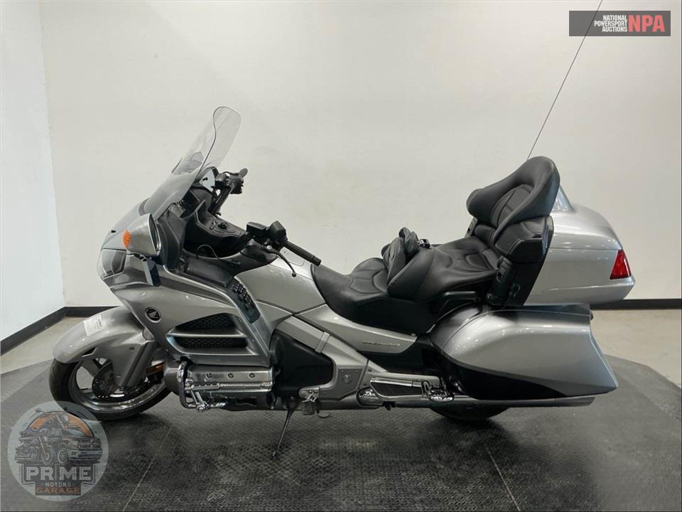 2013 Honda GL18HPMD GOLDWING — фото 3
