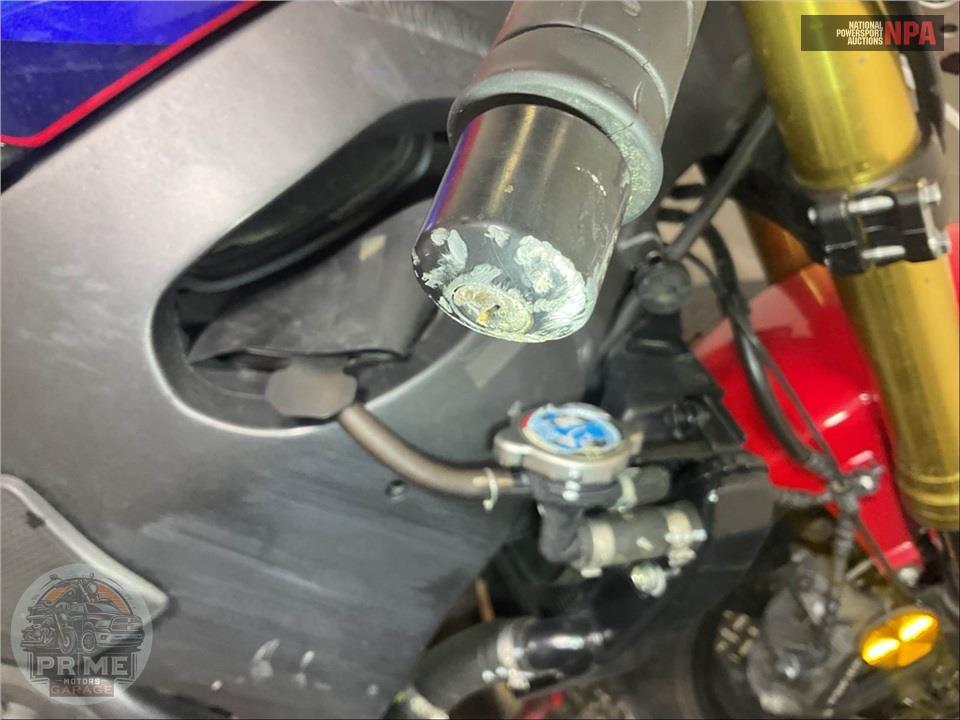 2023 Honda CBR1000RA (ABS) — фото 30