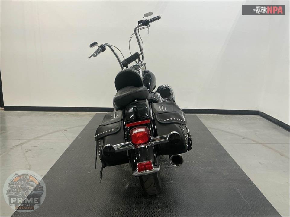 2001 Harley-Davidson FLSTC HERITAGE SOFTAIL CLASSIC — фото 4