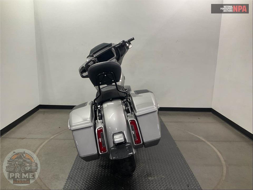 2023 Harley-Davidson FLHXSE CVO STREET GLIDE — фото 4